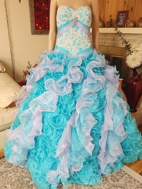 AUTHENTIC Mary’s Bridal Alta Couture Aqua Rosette Gown 